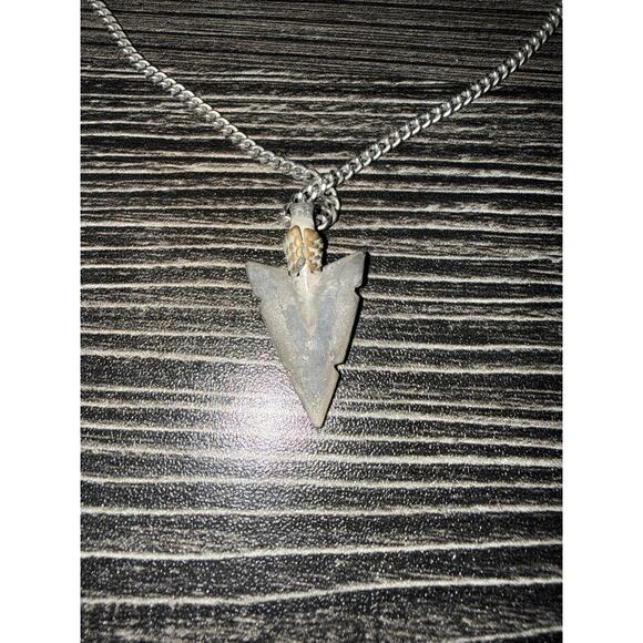 Vintage Arrow Head Necklace 20.75" Long - Picture 4 of 5